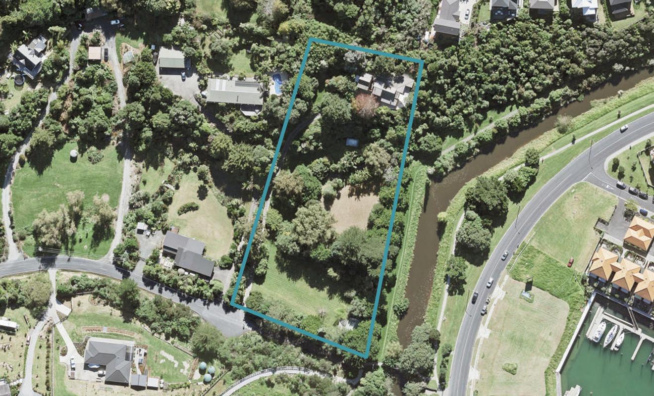 34 Hobbs Road, Matakatia, Whangaparaoa - Carousel 1