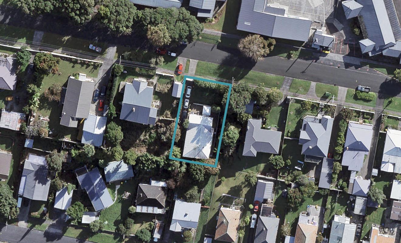 31 Rimu Street, Helensville, Helensville - Carousel 1