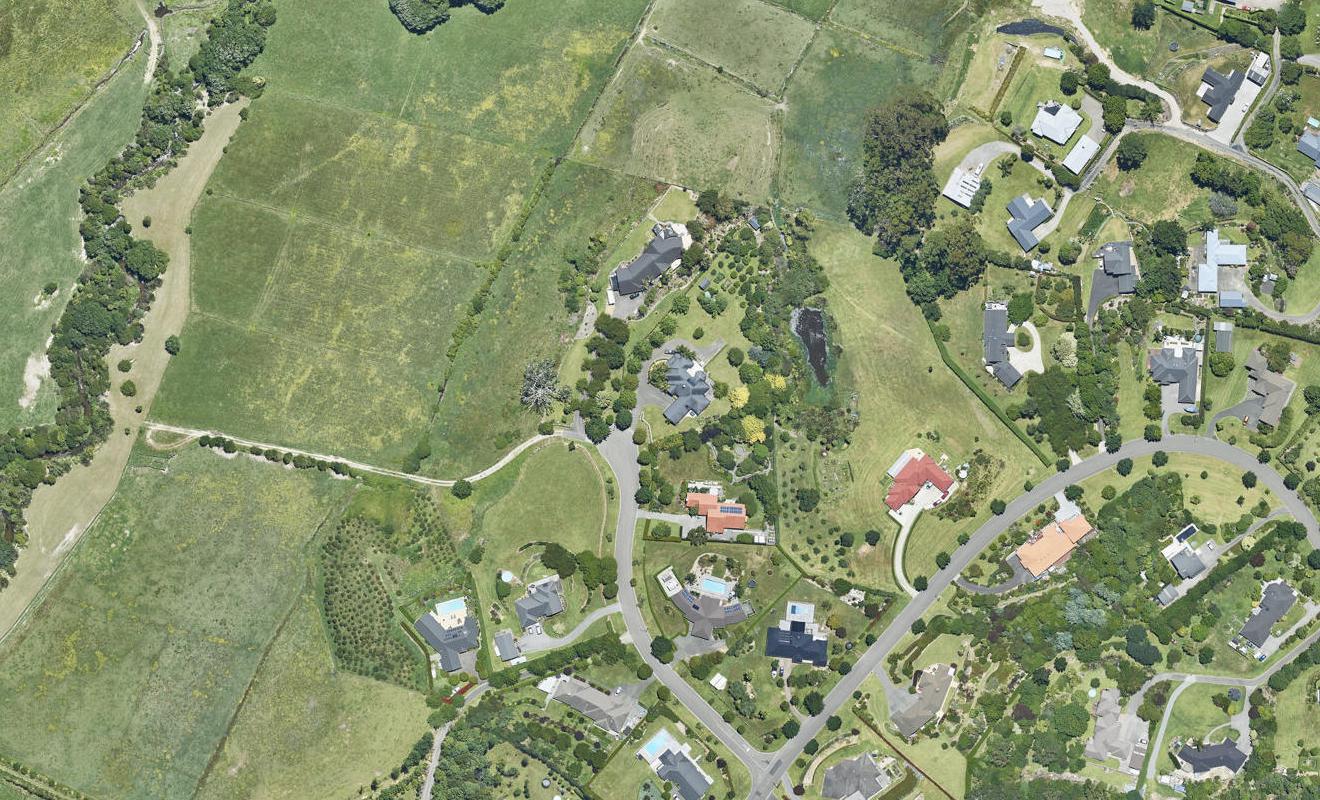 20 Waioroi Place, Tauranga - Carousel 1