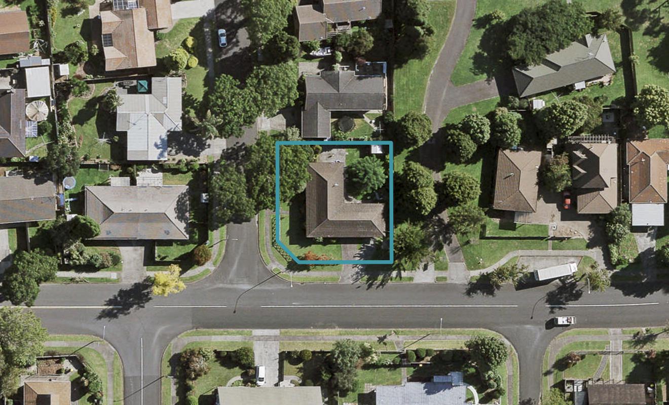 1 Ross Martin Court, Conifer Grove, Takanini - Carousel 1
