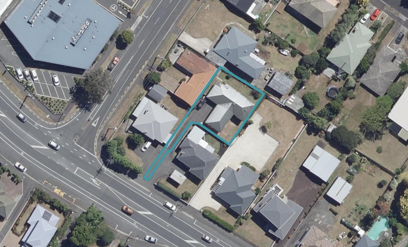 163A Cambridge Road, Hillcrest, Hamilton - Carousel 1