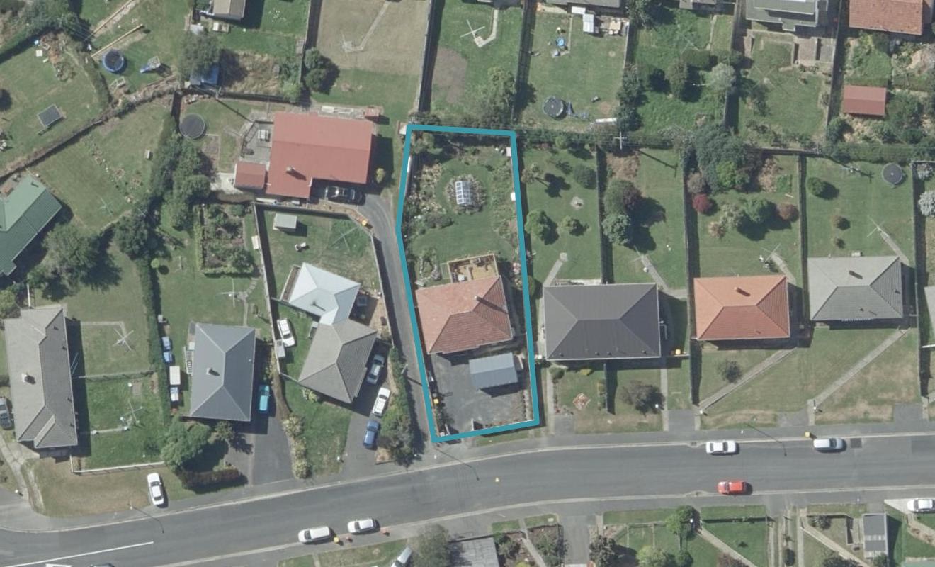 11 Clermiston Avenue, Corstorphine, Dunedin - Carousel 1