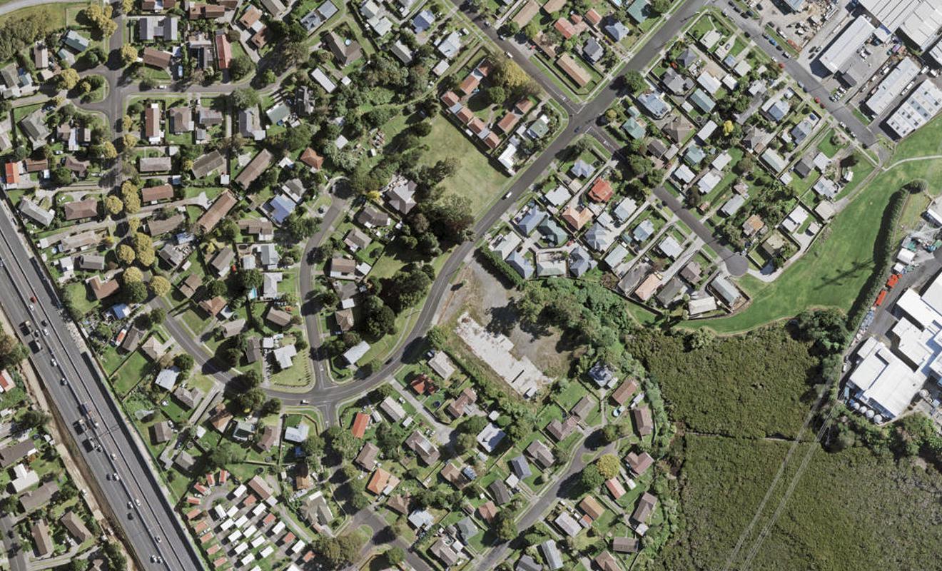 93A Kindergarten Drive, Conifer Grove, Takanini - Carousel 1