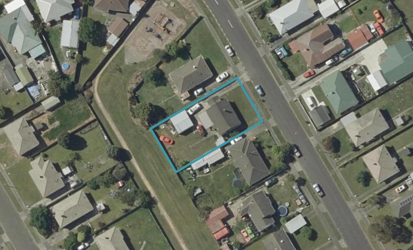 42 Clyde Crescent, Roslyn, Palmerston North - Carousel 1
