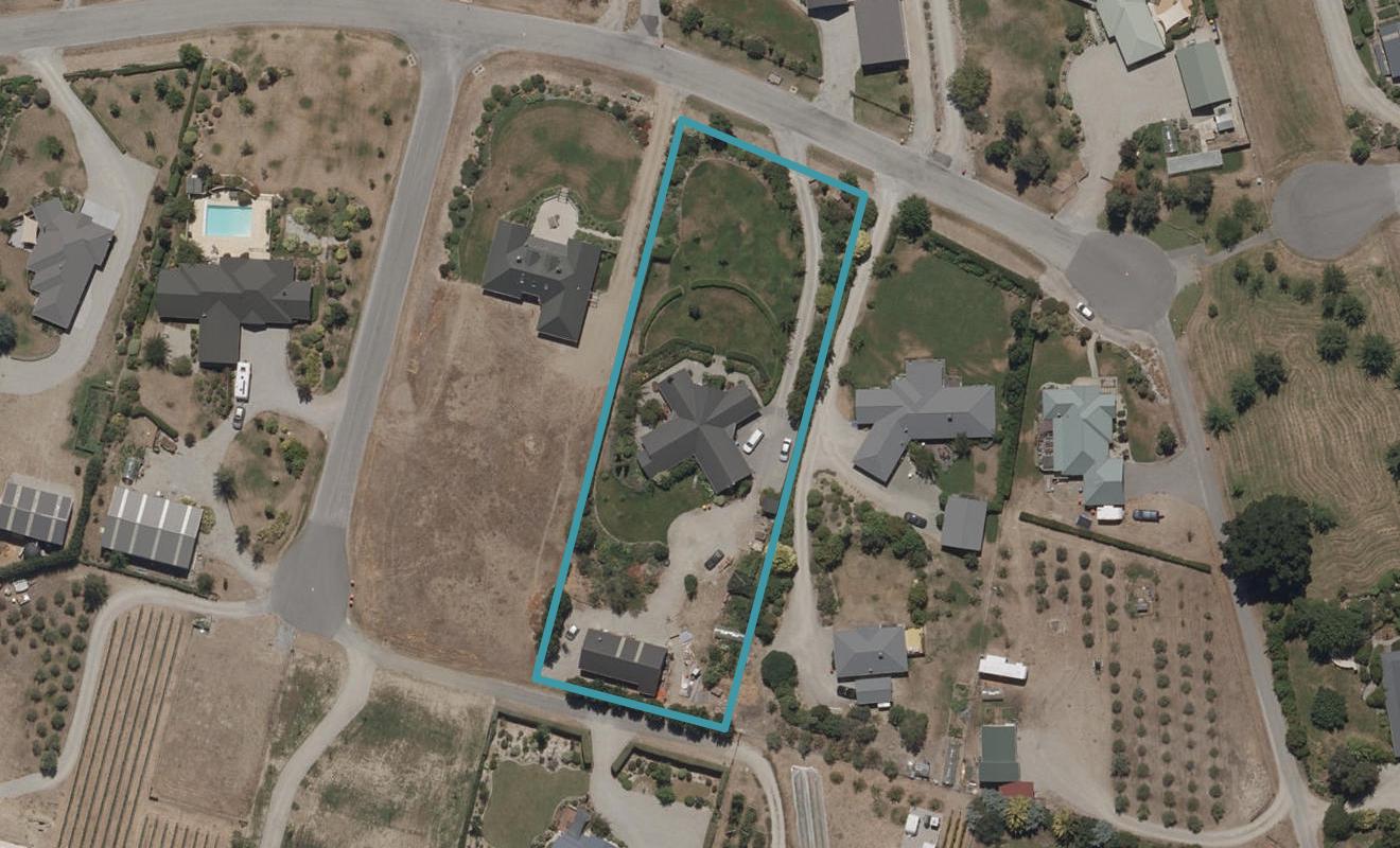 9 Roberts Drive, Cromwell, Cromwell - Carousel 1