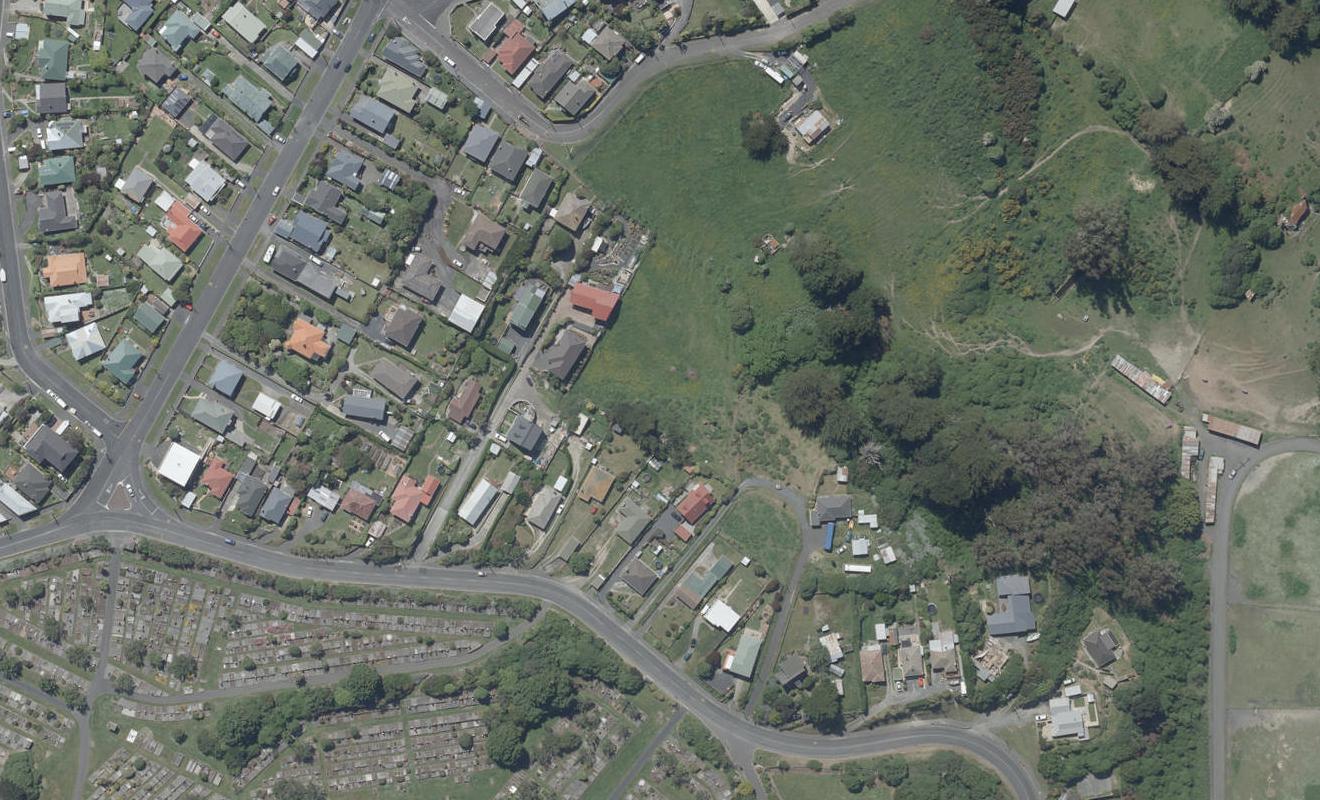 10 Dunford Lane, Andersons Bay, Dunedin - Carousel 1