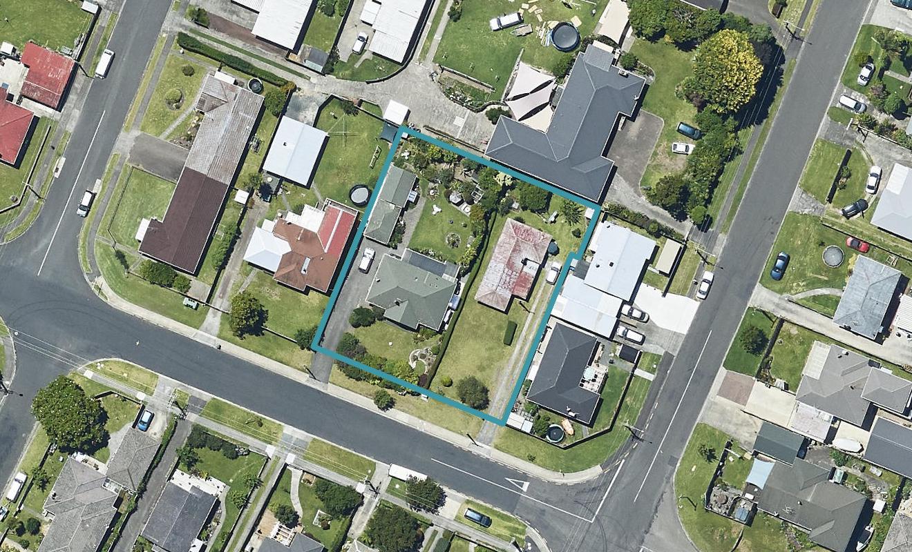 7 Elm Court, Gate Pa, Tauranga - Carousel 1