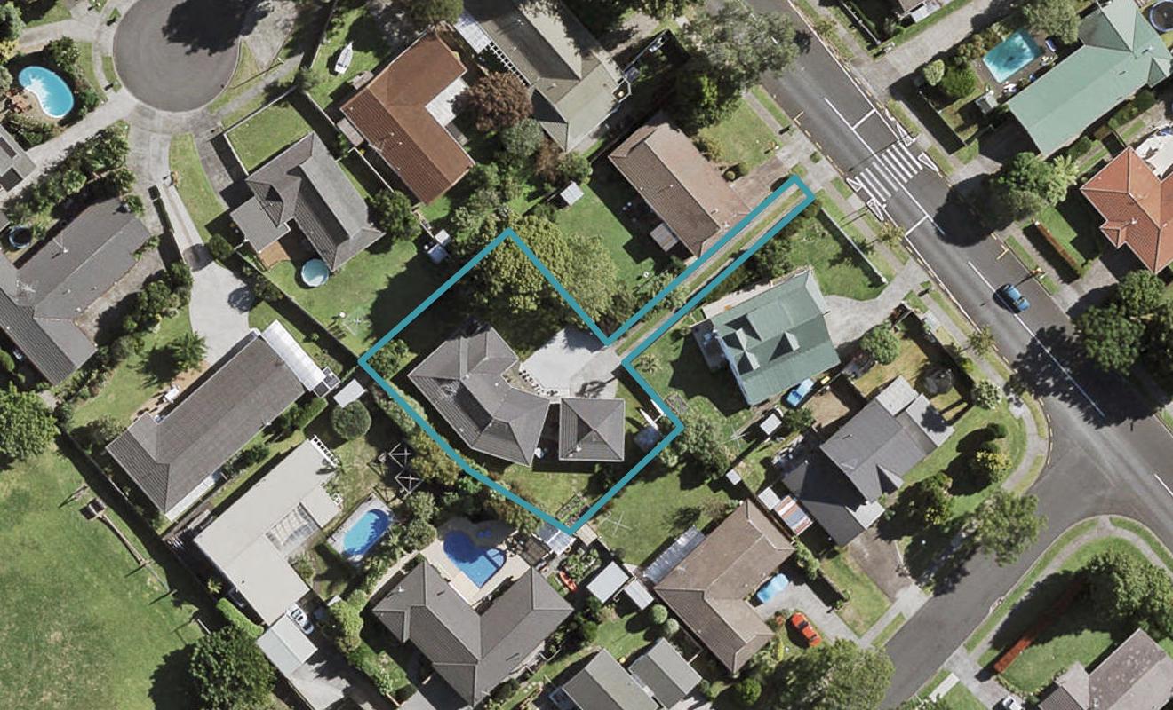 222 Walter Strevens Drive, Conifer Grove, Takanini - Carousel 1