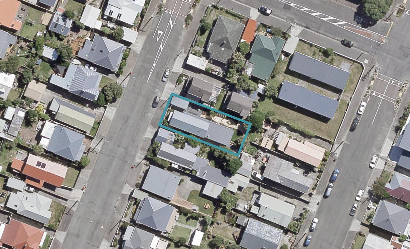 16 Oriental Street, Petone, Lower Hutt - Carousel 1