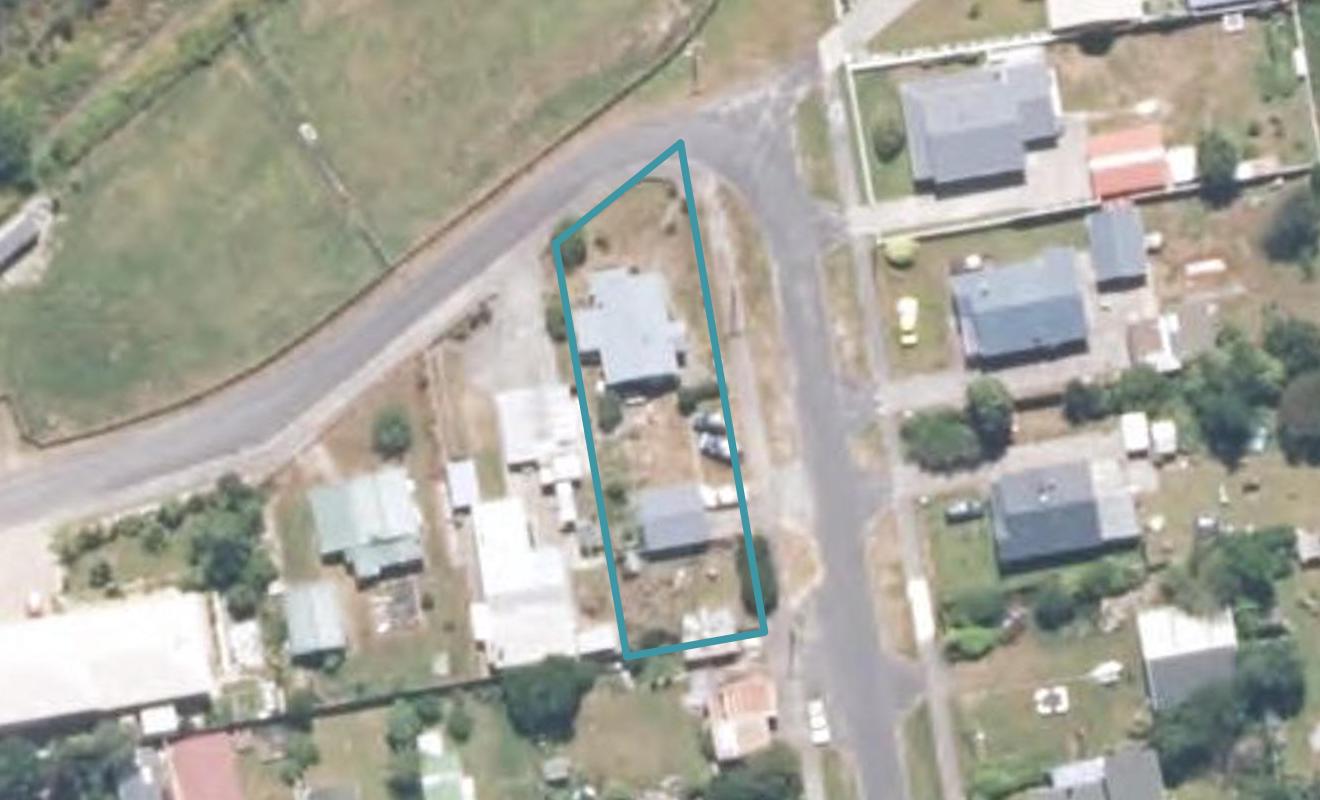 2 Peel Street, Westport, Westport - Carousel 1