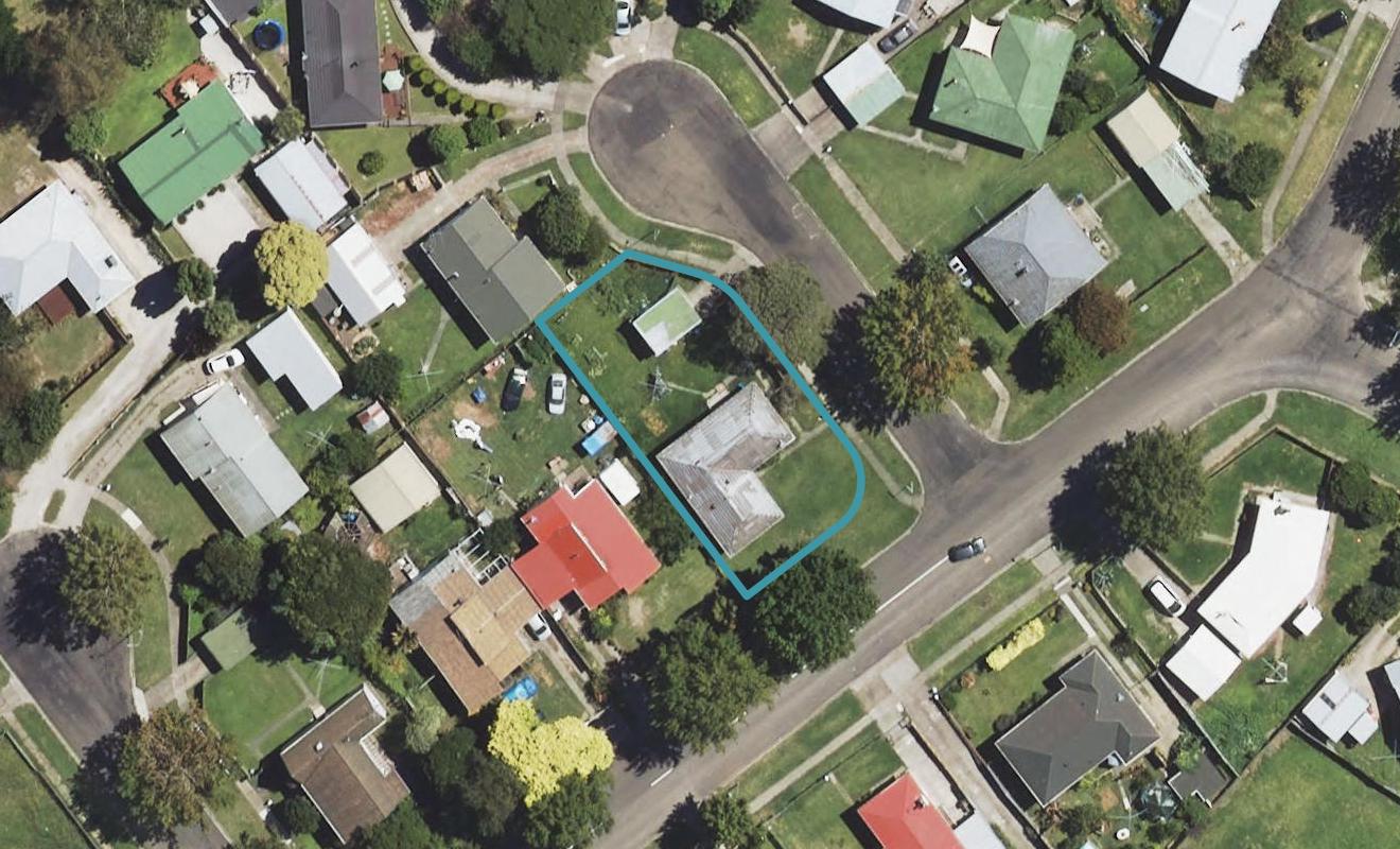 2 Hector Street, Outer Kaiti, Gisborne - Carousel 1