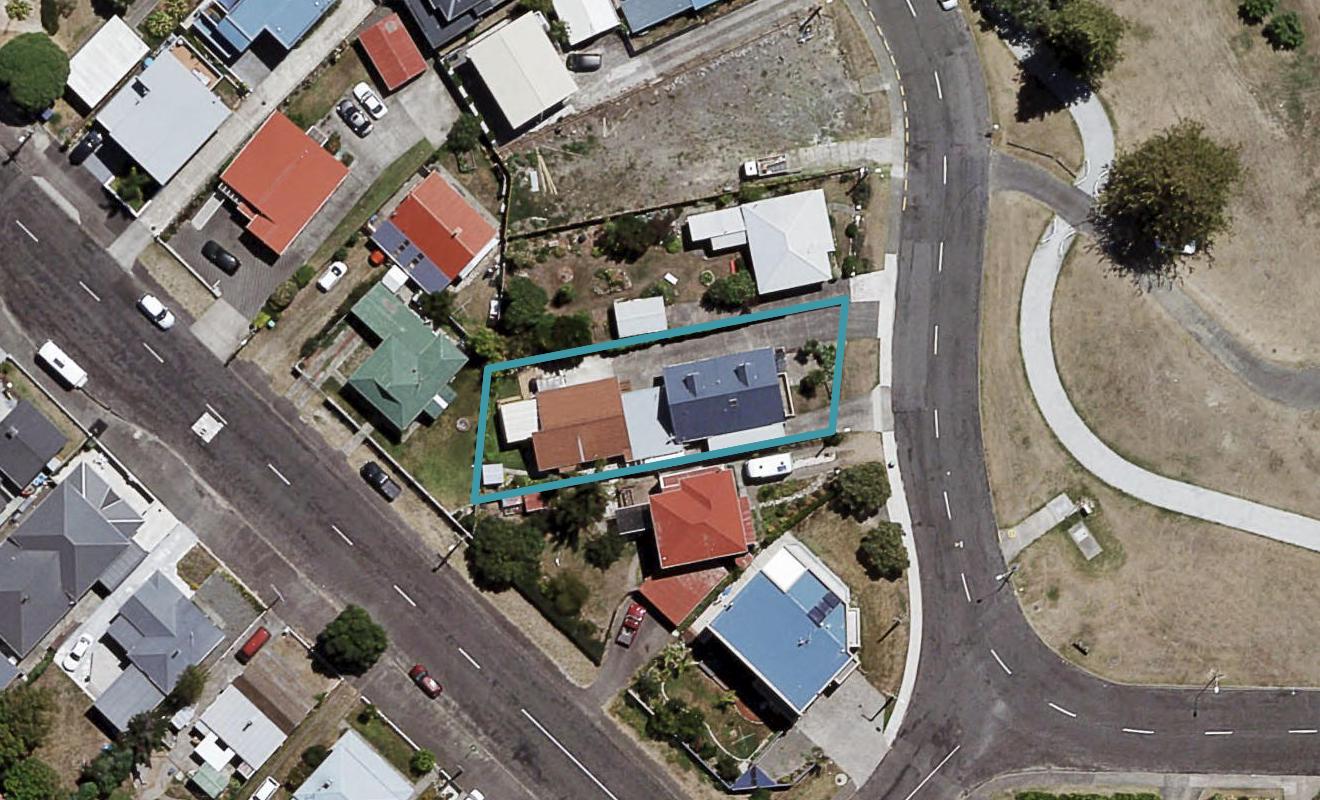 8B Ferguson Avenue, Westshore, Napier - Carousel 1
