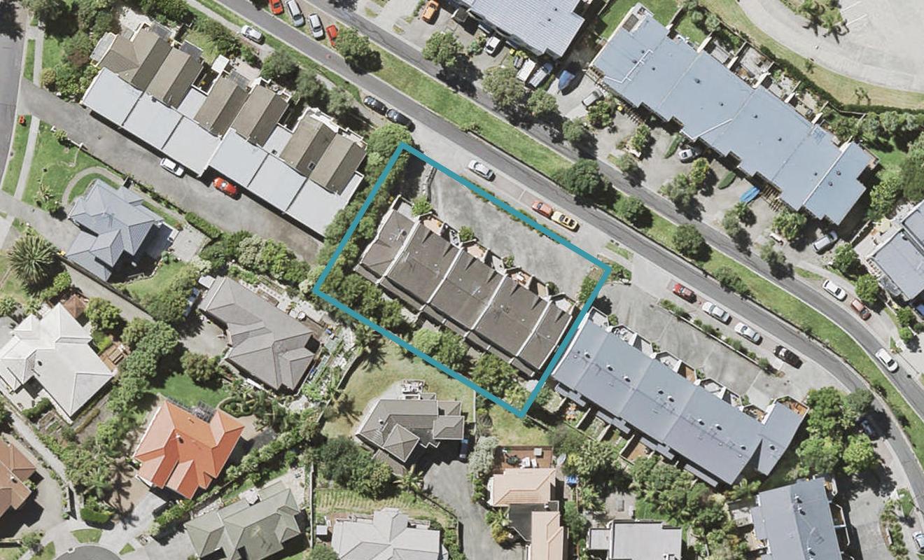 4/9 Pannill Place, Oteha, Auckland - Carousel 1
