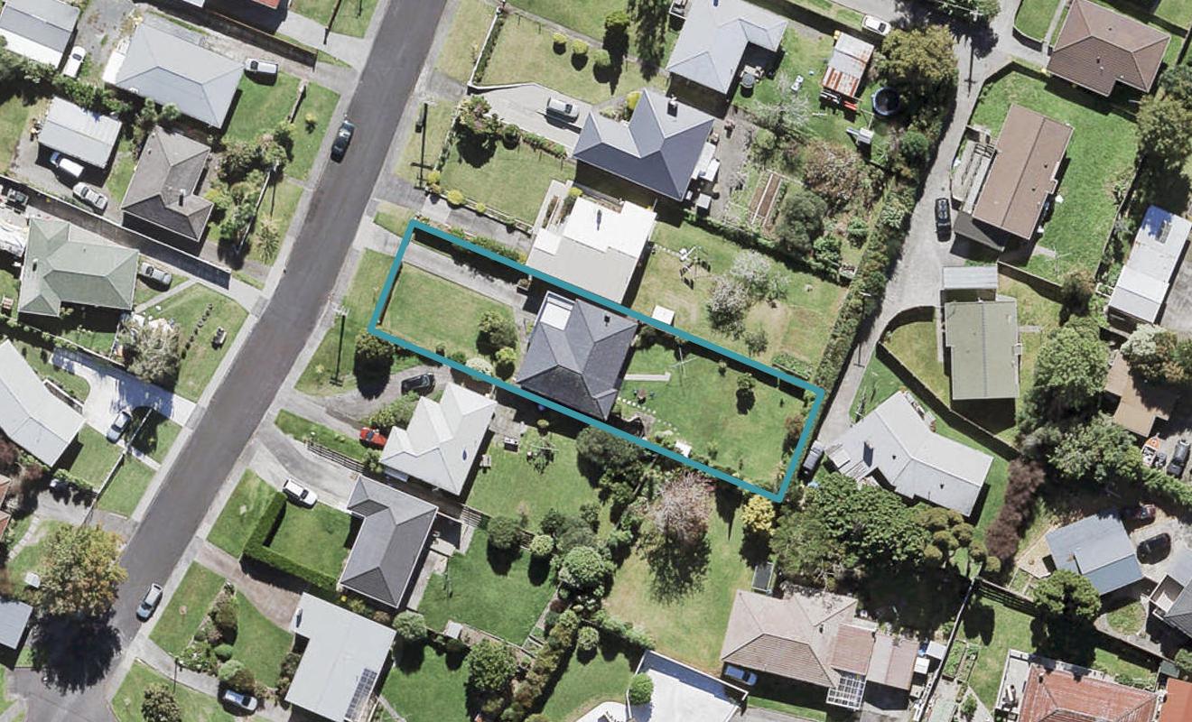 20 Laura Street, Kelston, Auckland - Carousel 1