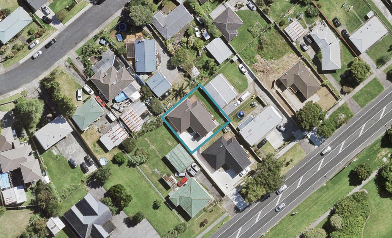 143B Henderson Valley Road, Henderson, Auckland - Carousel 1