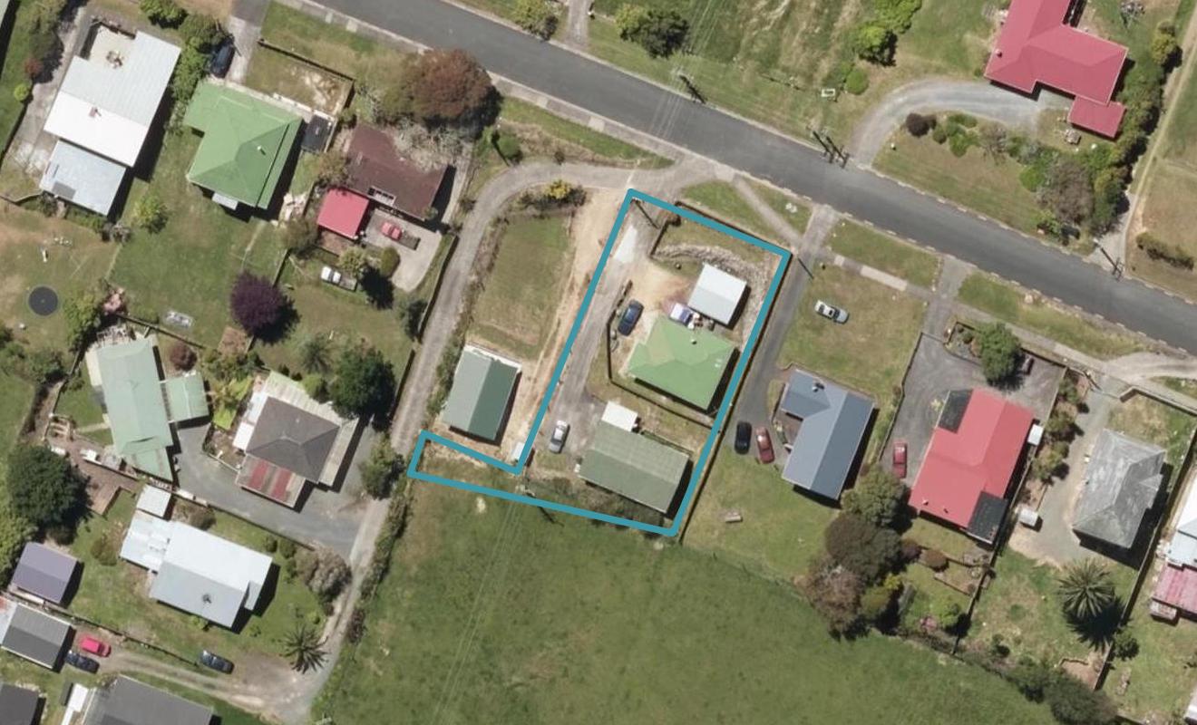 1/21 View Road, Hikurangi - Carousel 1