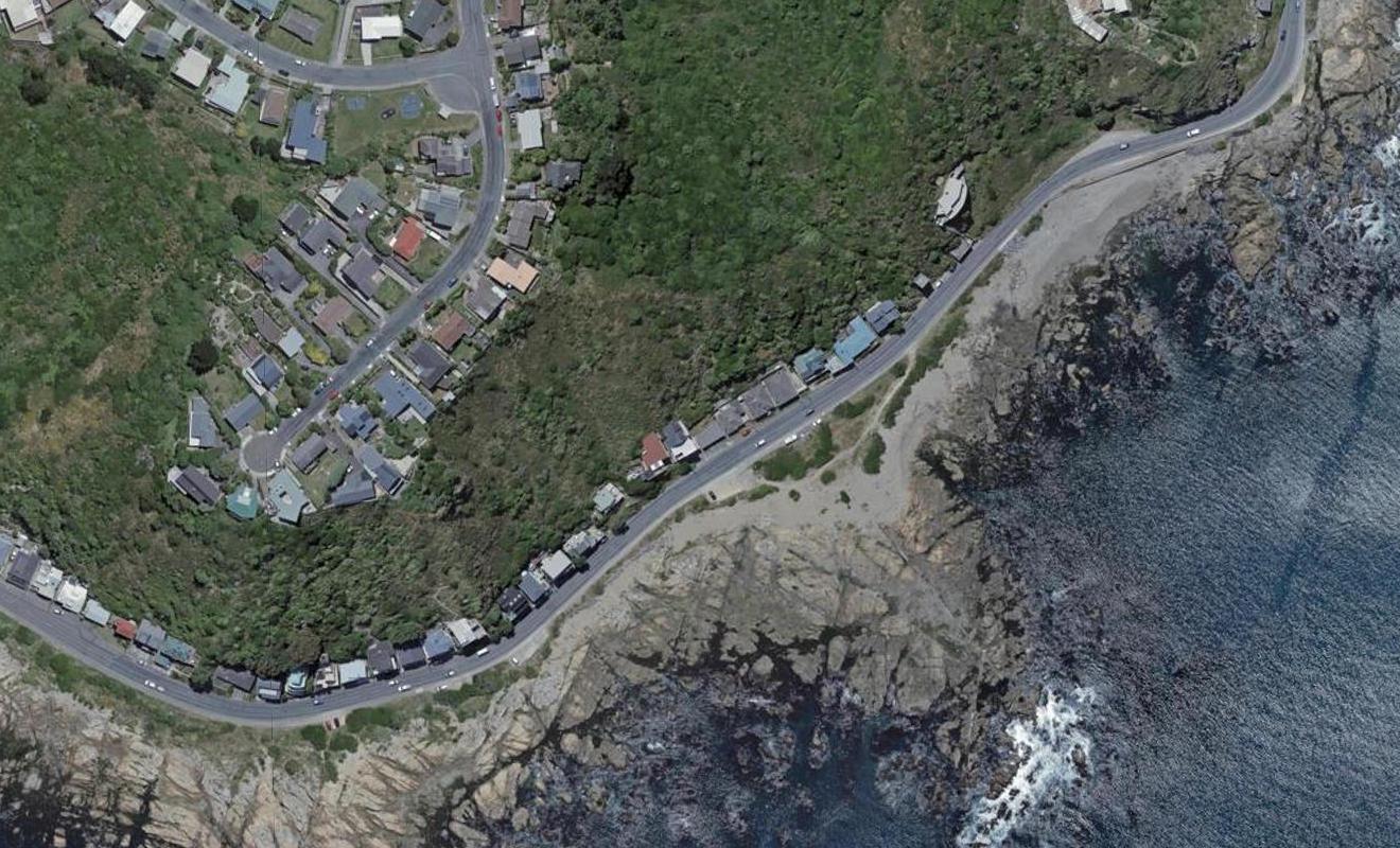 132 The Esplanade, Houghton Bay, Wellington - Carousel 1