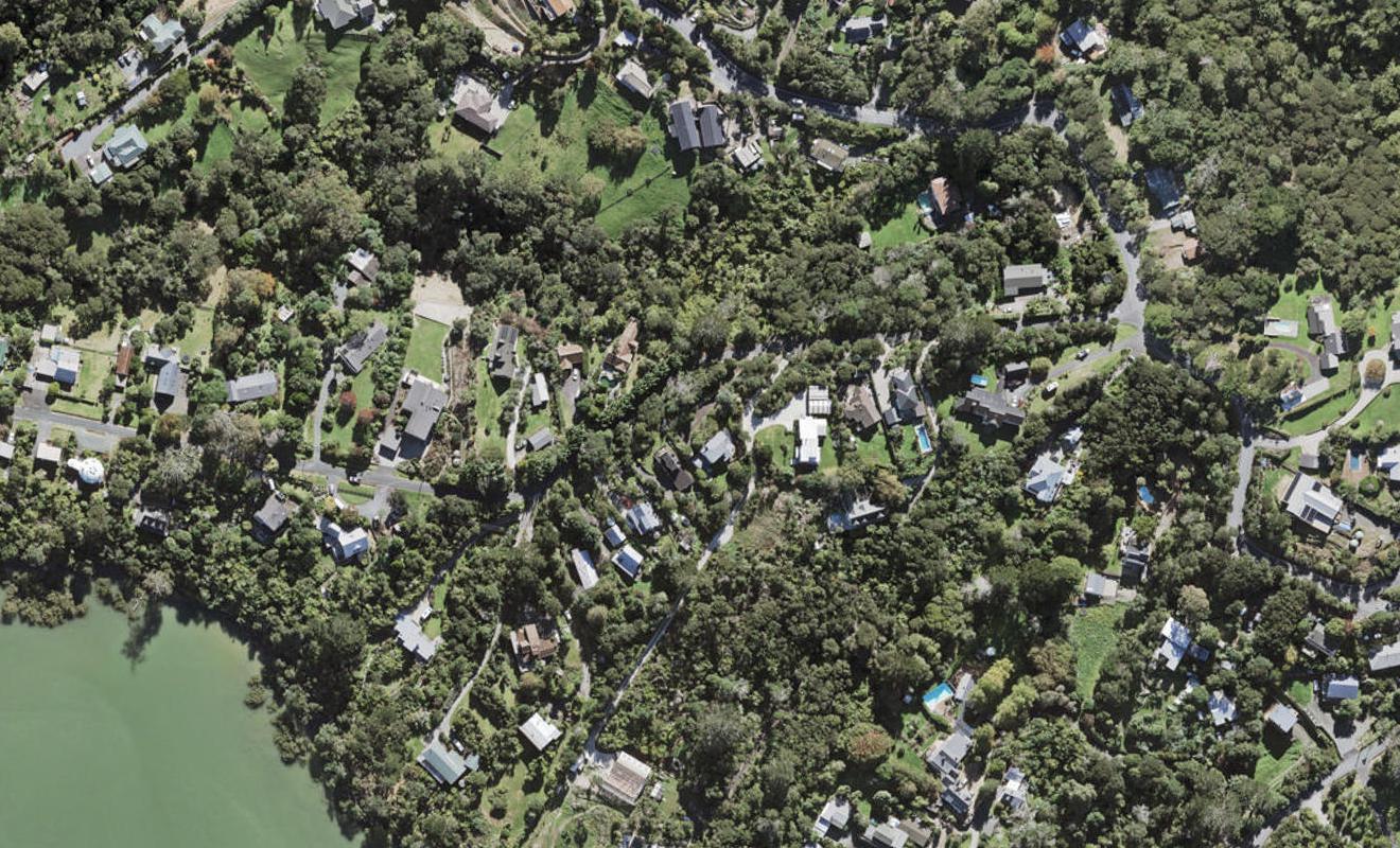 19 Chatham Avenue, Paremoremo, Auckland - Carousel 1