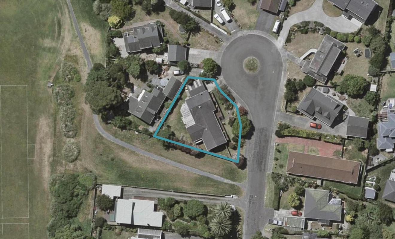 17 Miro Road, Raumati South, Paraparaumu - Carousel 1