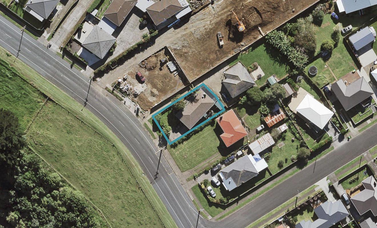 157 Wallace Road, Mangere Bridge, Auckland - Carousel 1