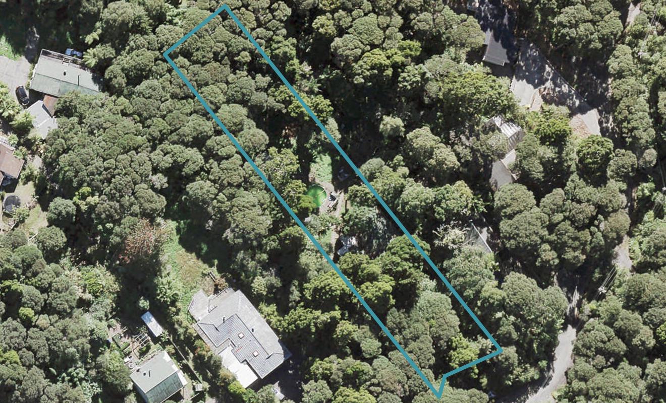 16 Napuka Road, Henderson Valley, Auckland - Carousel 1