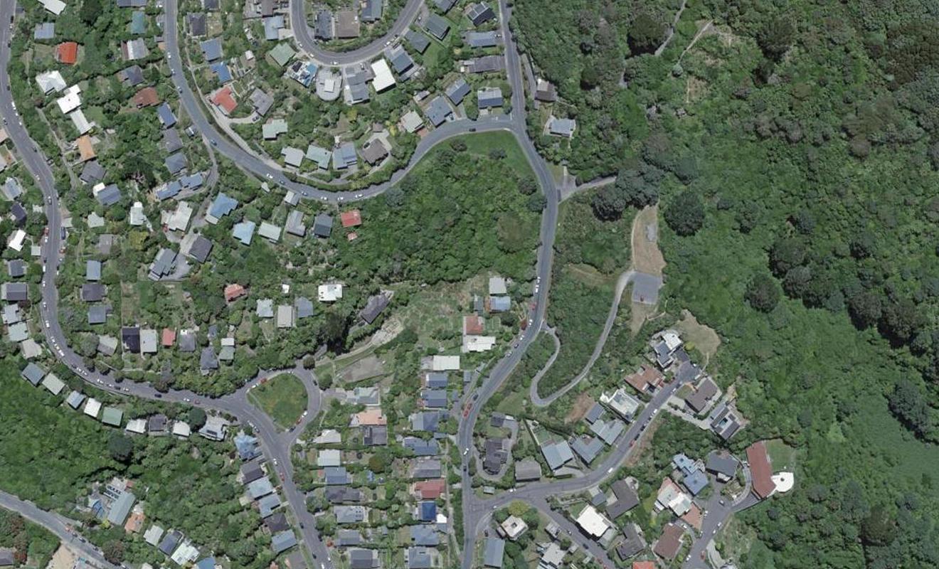6 Te Ara Tauhuna, Northland, Wellington - Carousel 1