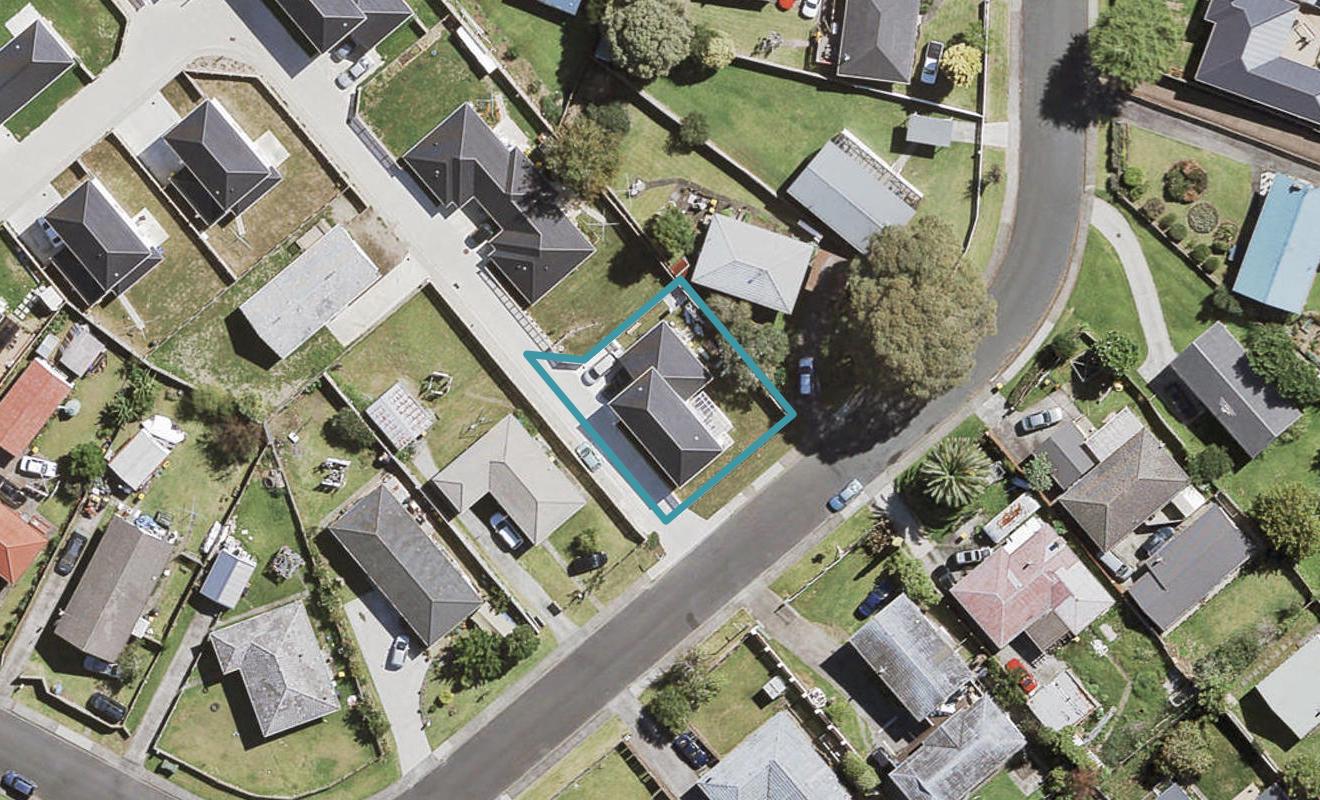 1 Waitoro Lane, Henderson, Auckland - Carousel 1