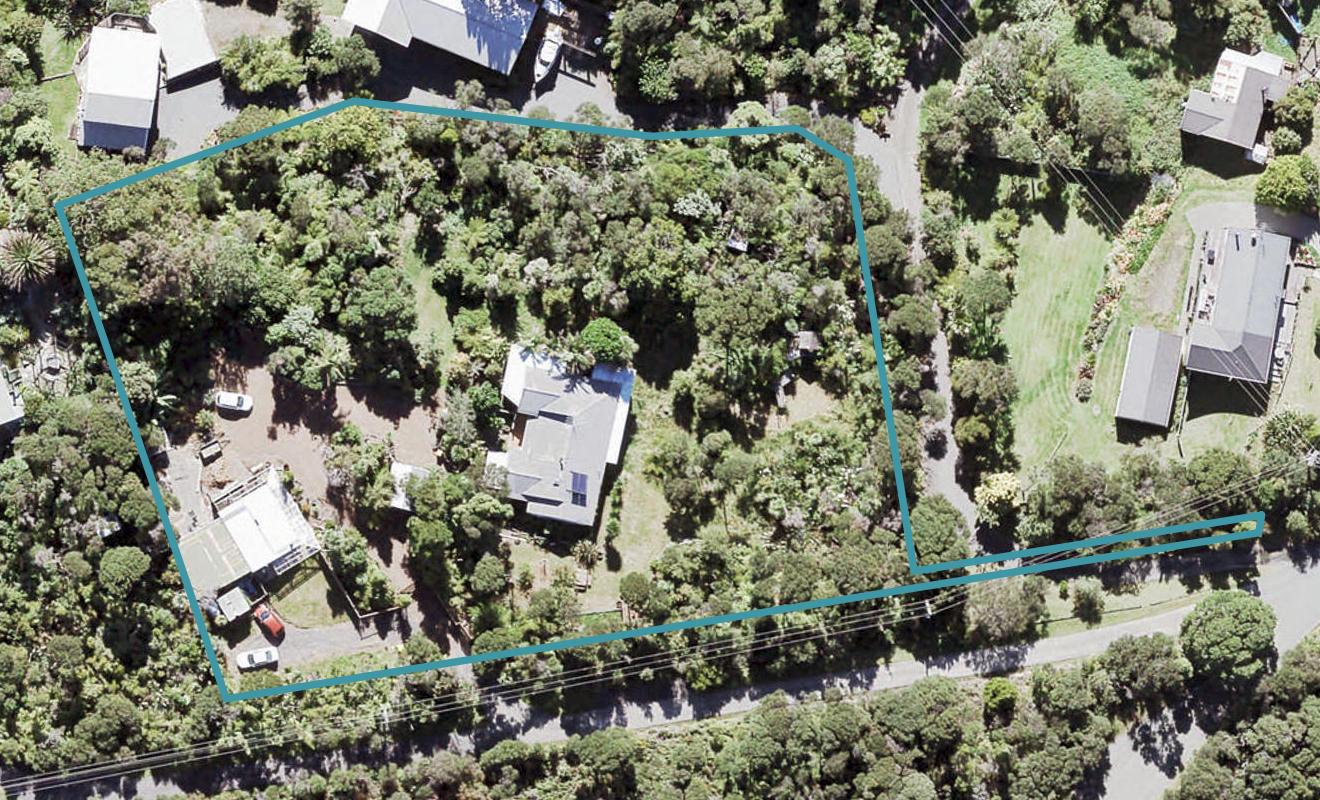 1073 Huia Road, Huia, Auckland - Carousel 1