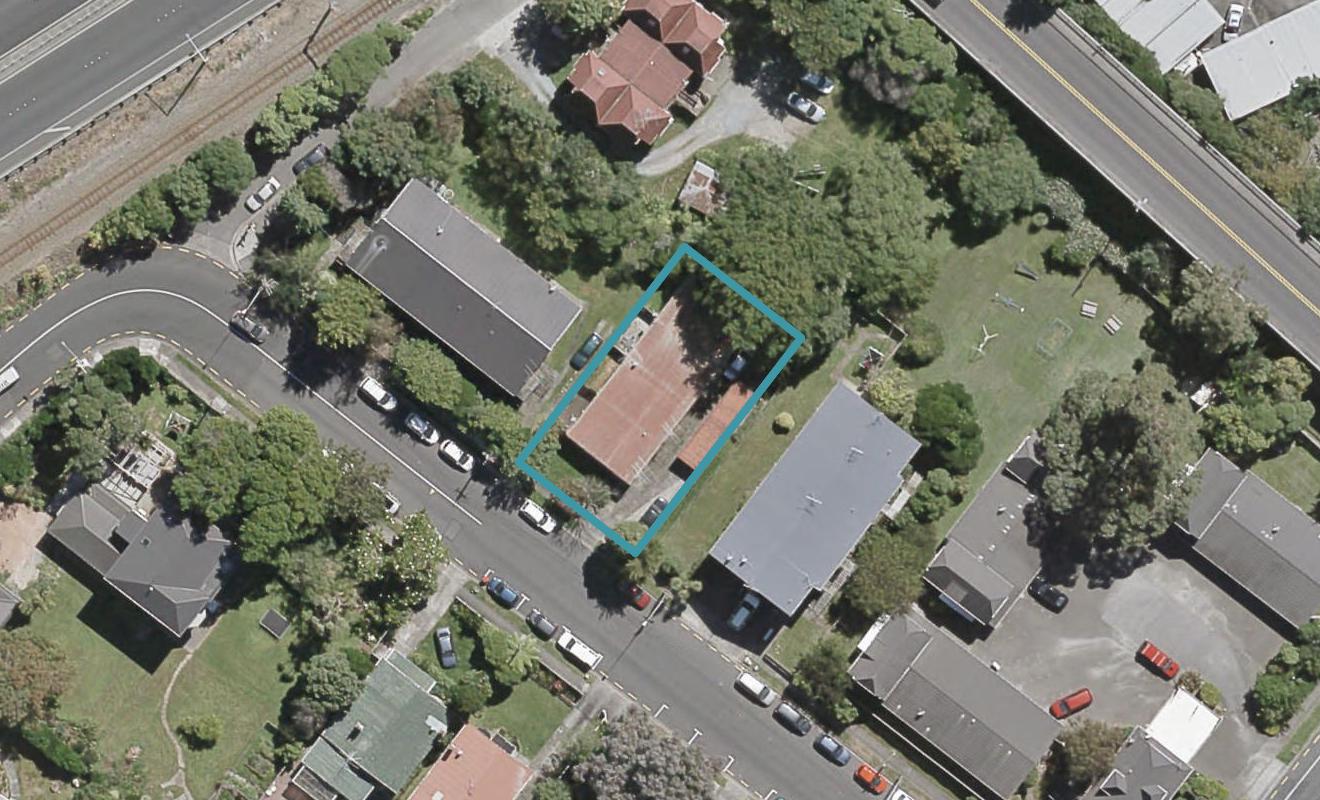 2/5 Bridge ST, Melling, Lower Hutt - Carousel 1