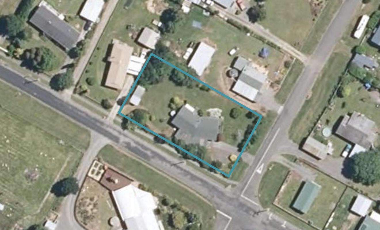 12 Viking Street, Norsewood - Carousel 1