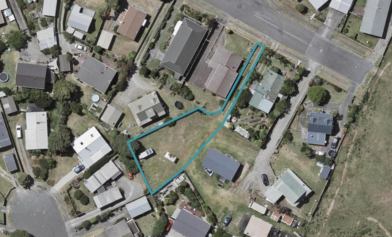 12 Norfolk Crescent, Otaki Beach, Otaki - Carousel 1
