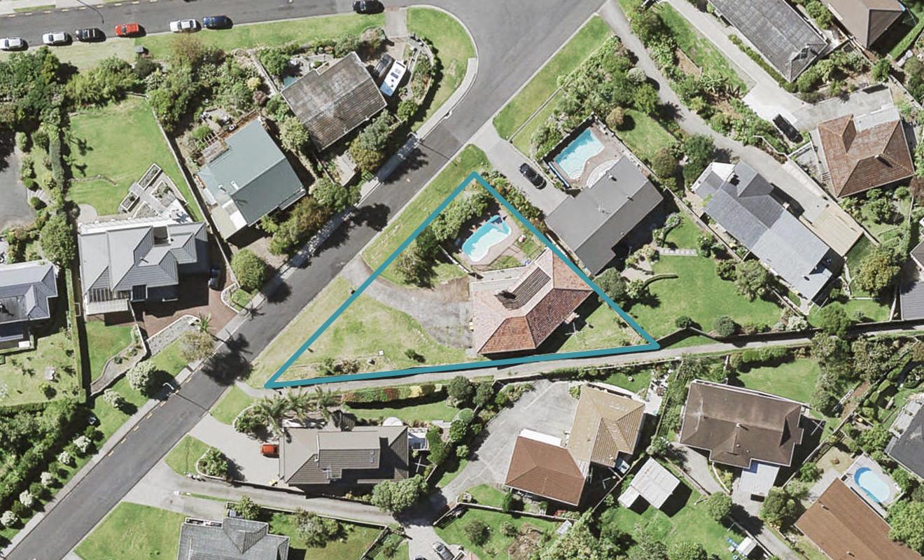 23 Coates Road, Cockle Bay, Auckland - Carousel 1