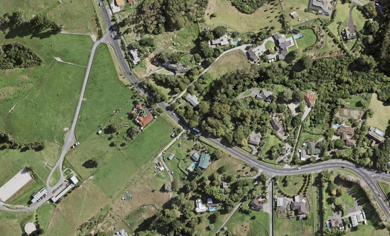 298 Redoubt Road, Totara Park, Auckland - Carousel 1