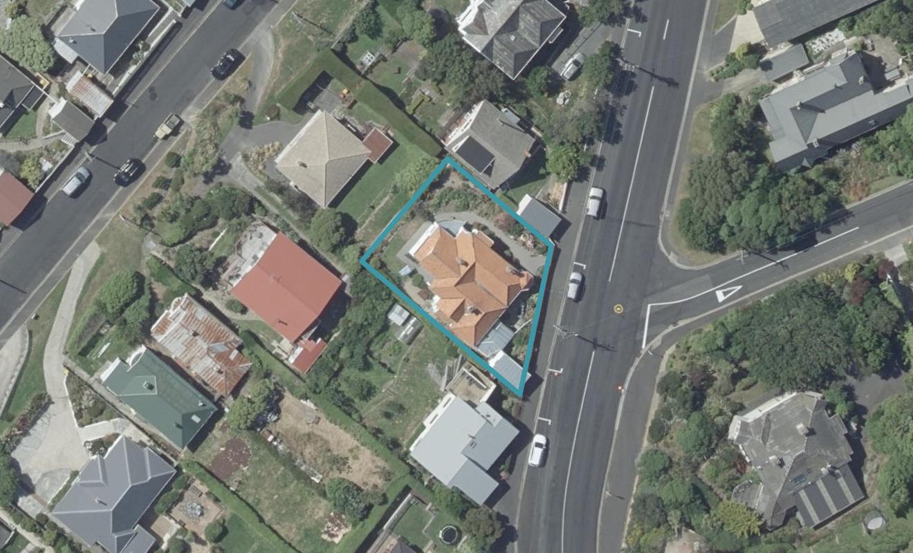 18 Tomahawk Road, Andersons Bay, Dunedin - Carousel 1