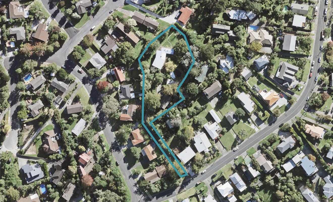 2/42 Woodlands Crescent, Browns Bay, Auckland - Carousel 1