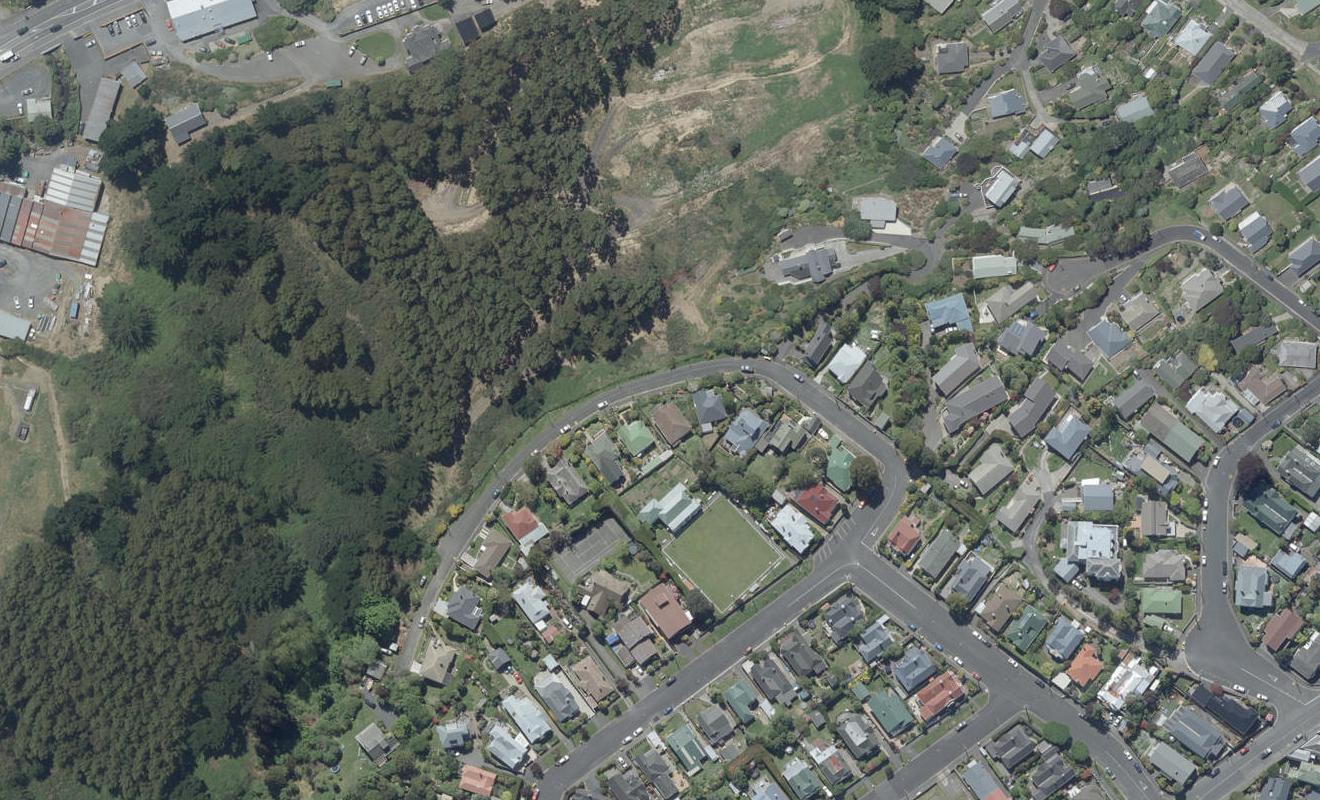 16 Northview Crescent, Belleknowes, Dunedin - Carousel 1