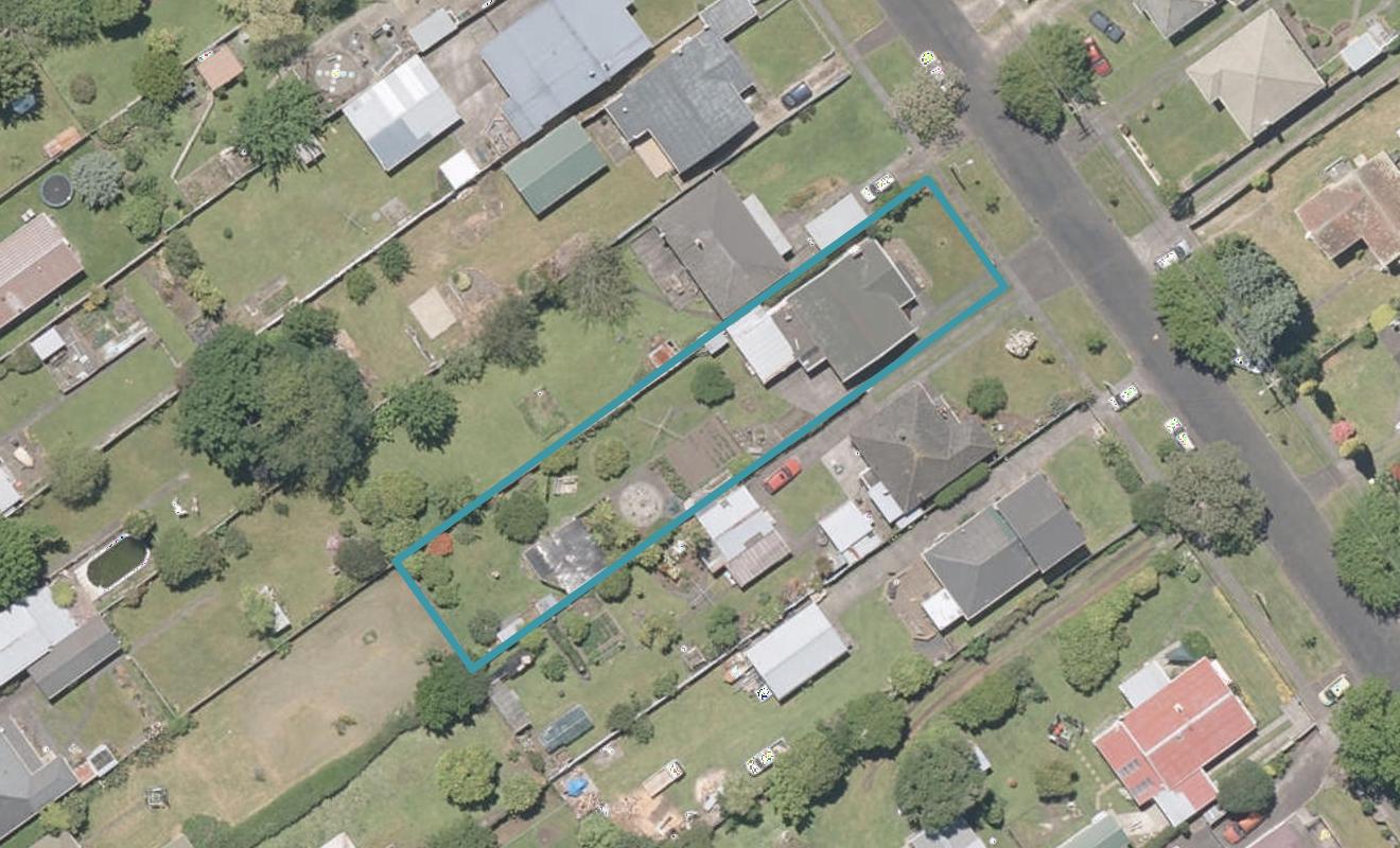 17 Lewis Avenue, Aramoho, Whanganui - Carousel 1