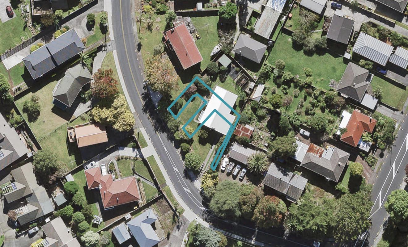 8/128 Vodanovich Road, Te Atatu South, Auckland - Carousel 1