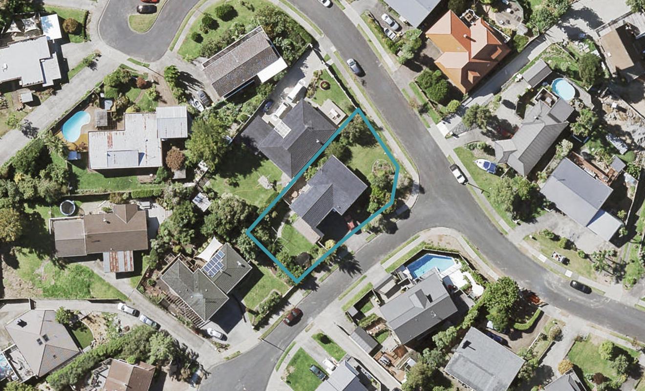 1 Bemrose Place, Cockle Bay, Auckland - Carousel 1