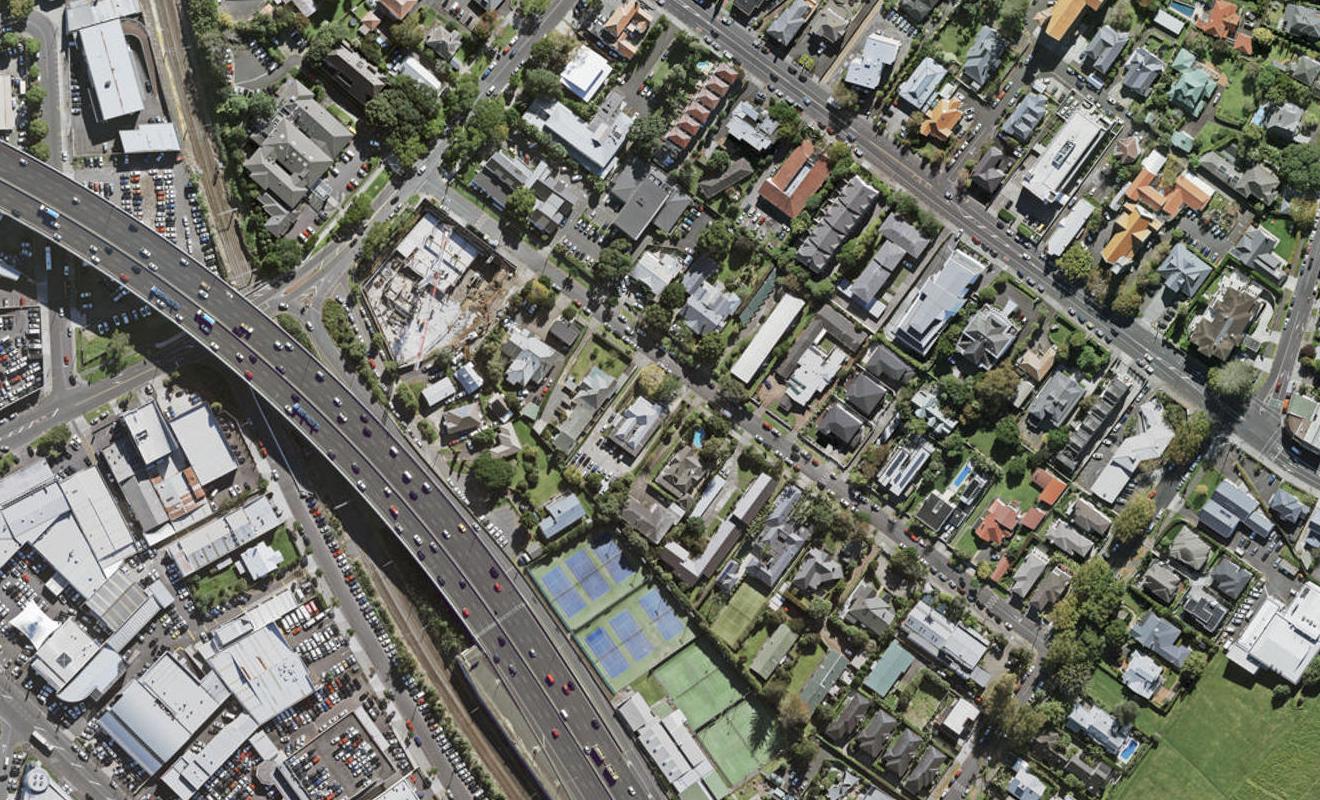 2/5 MacMurray Road, Remuera, Auckland - Carousel 1