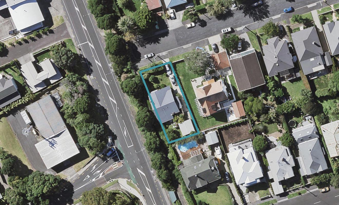 23 Empire Road, Devonport, Auckland - Carousel 1