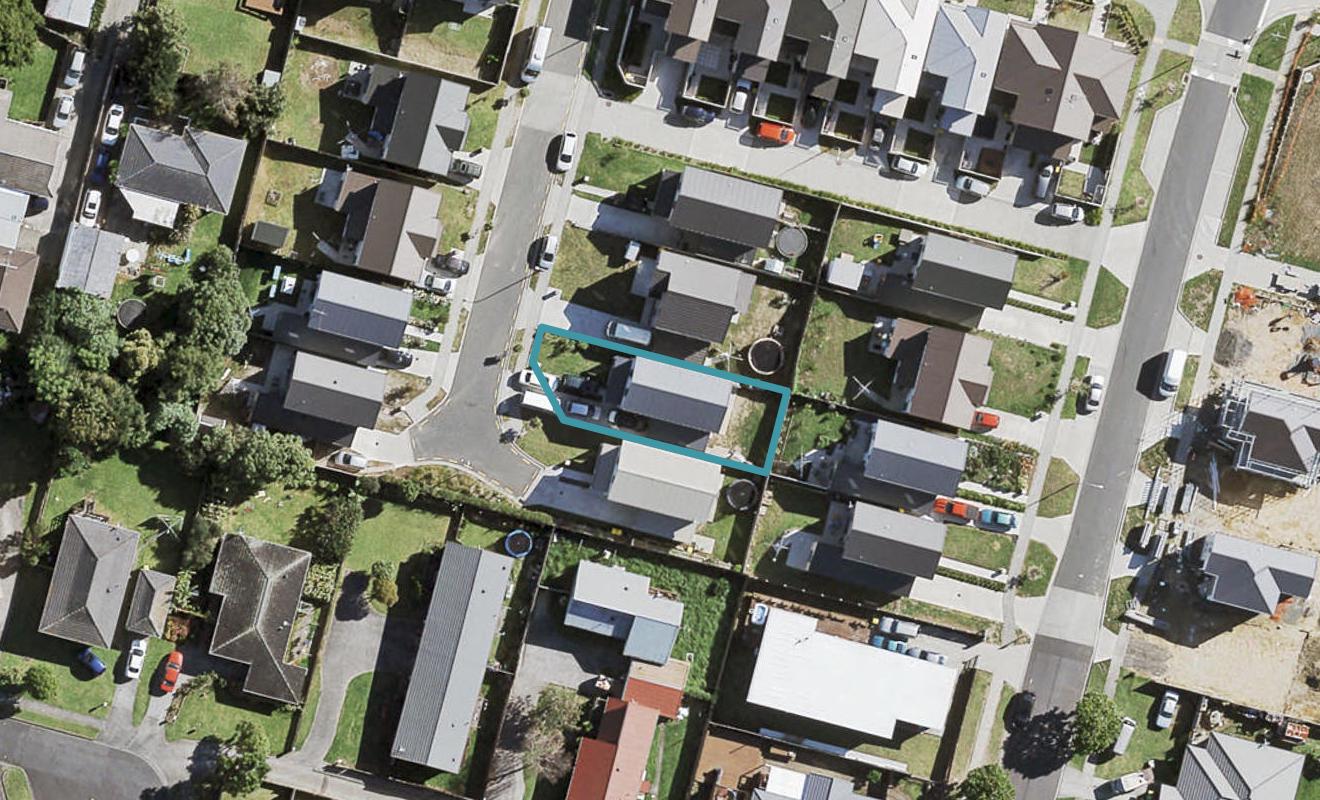 8 Kohi Kai Place, Weymouth, Auckland - Carousel 1