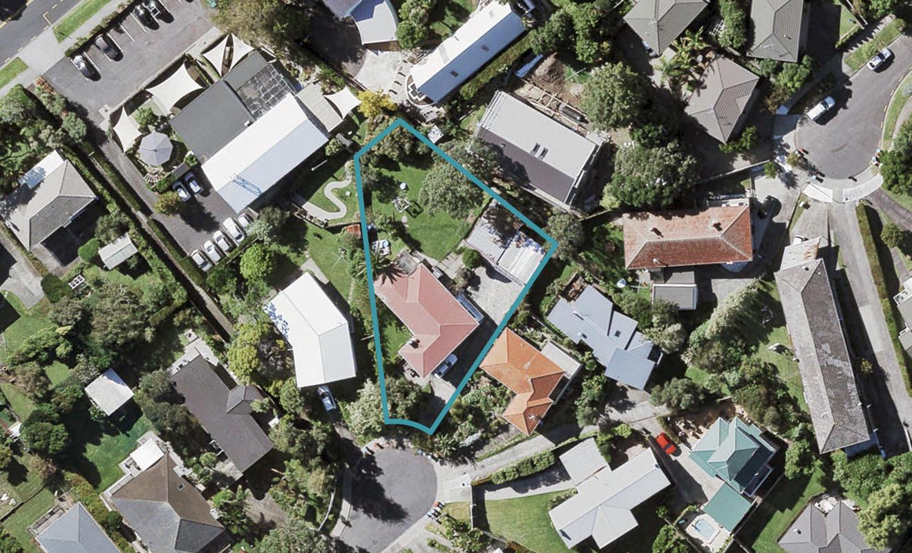 14 Lintaine Place, Glen Innes, Auckland - Carousel 1