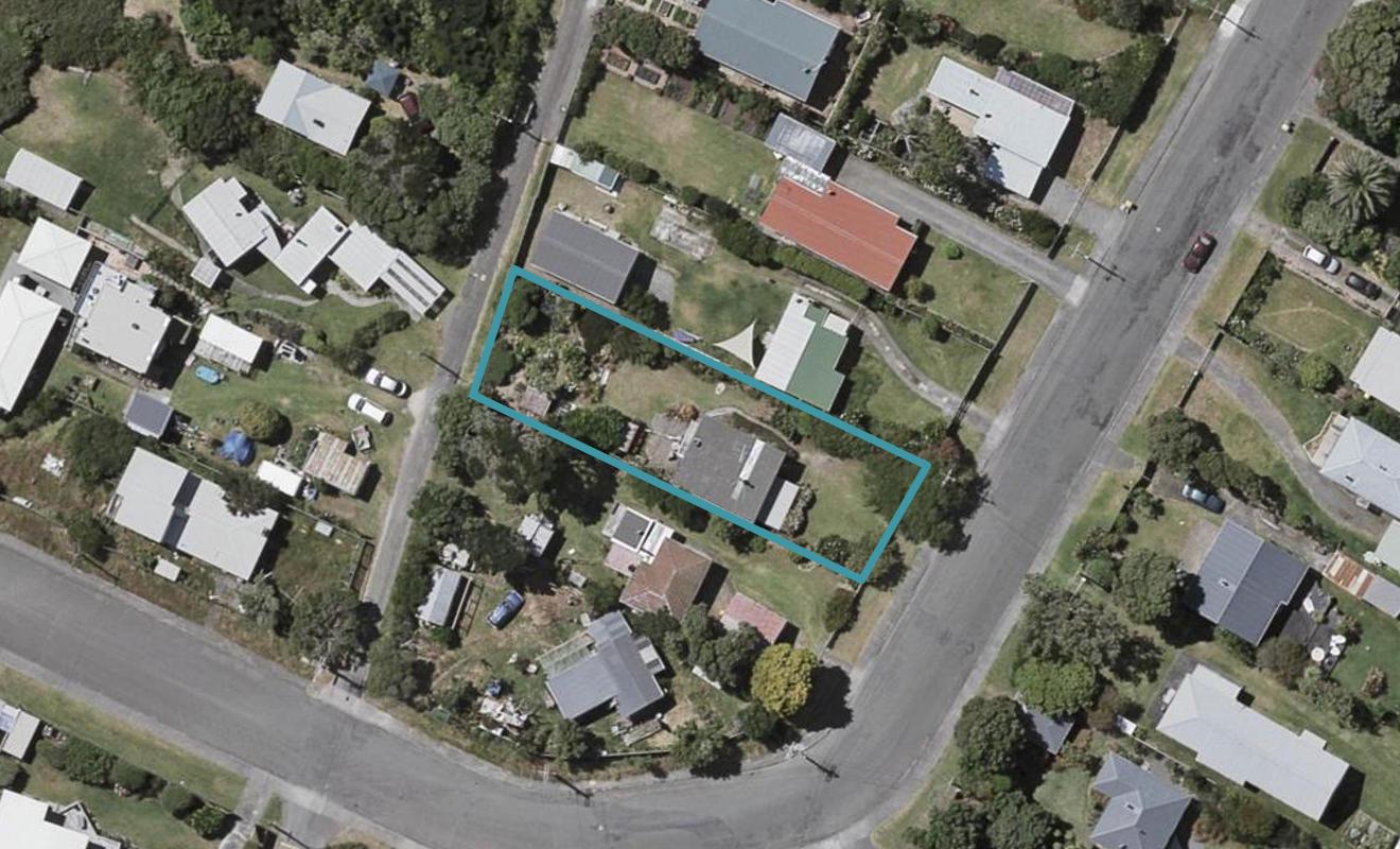 19A The Avenue, Otaki Beach, Otaki - Carousel 1