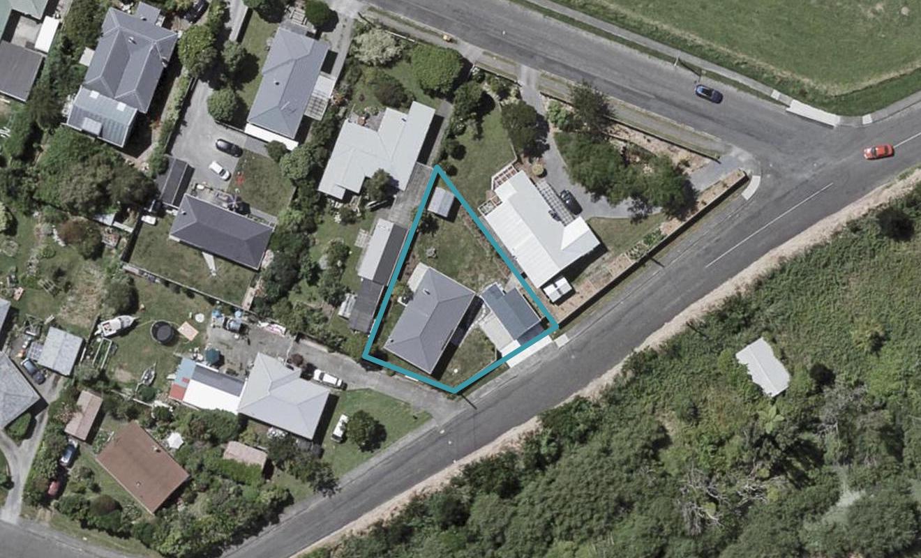 19 Old Coach Road, OTAKI BEACH - Carousel 1