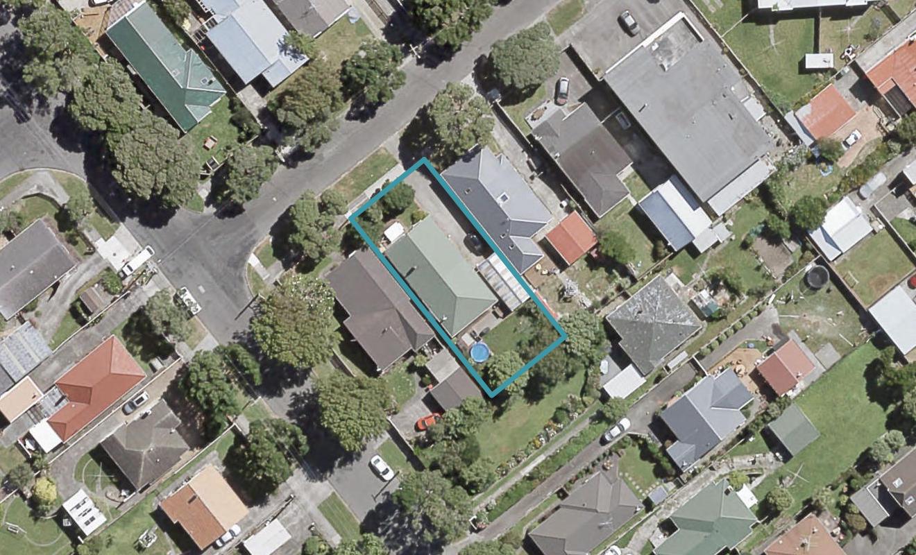 4 Bauchop Road, Waterloo, Lower Hutt - Carousel 1