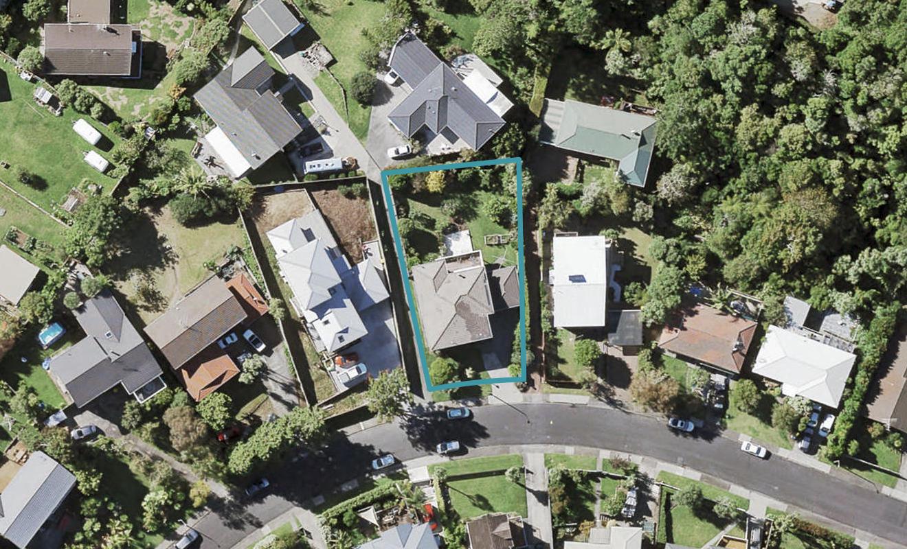 30 Judkins Crescent, Cockle Bay, Auckland - Carousel 1