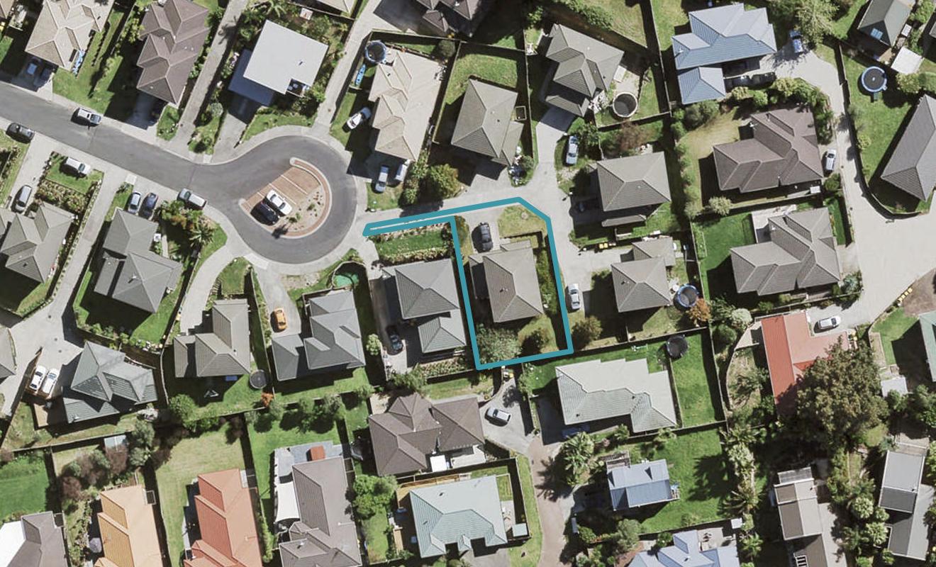17 Vanhest Way, Ranui, Auckland - Carousel 1