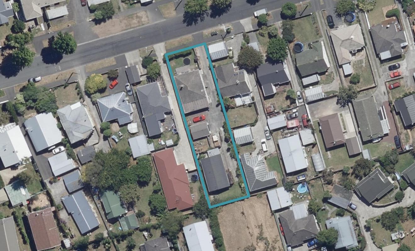 44 Claude Street, Fairfield, Hamilton - Carousel 1