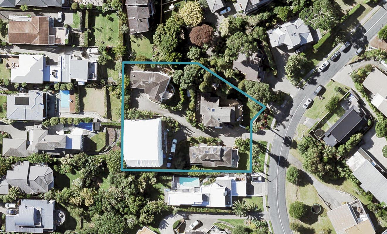 1/92 Churchill Road, Murrays Bay, Auckland - Carousel 1